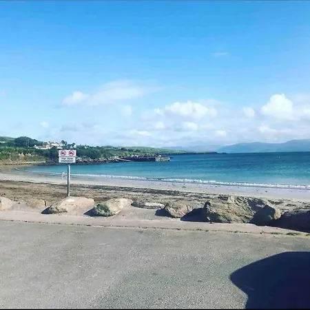 Beautiful Modern In 5 Min Walk To Town Ferienhaus *