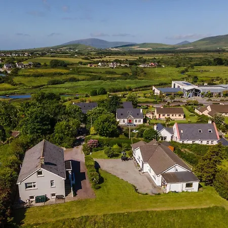 Beautiful Modern In 5 Min Walk To Town *