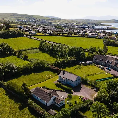 Beautiful Modern In 5 Min Walk To Town Ferienhaus *