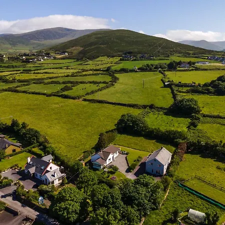 Beautiful Modern In 5 Min Walk To Town