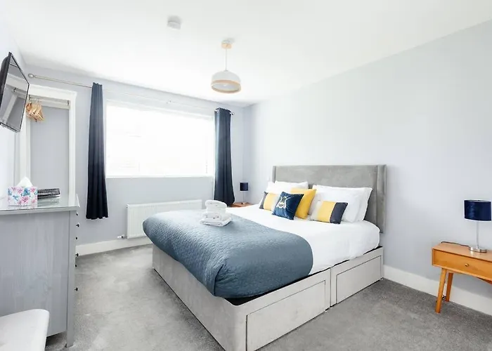 Dom wakacyjny Beautiful Modern In 5 Min Walk To Town