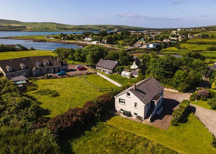 Dom wakacyjny Beautiful Modern In 5 Min Walk To Town